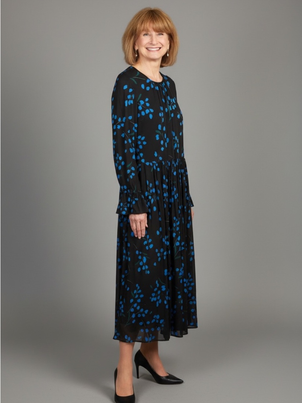kate spade Black Dress with Blue Floral Print - Long Sleeve Midi dress size 6